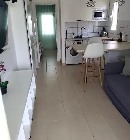 Mimosas Apartment *