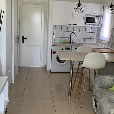 Mimosas Apartment *
