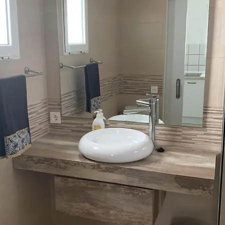 Mimosas Apartmán *